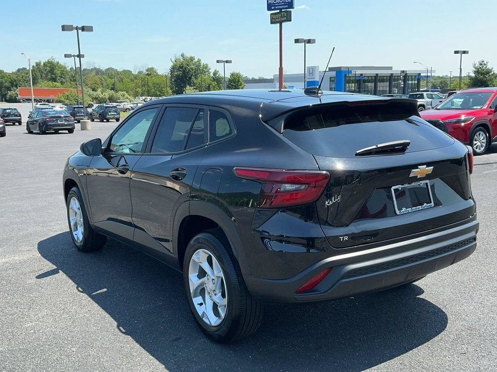 2024 Chevrolet Trax LS