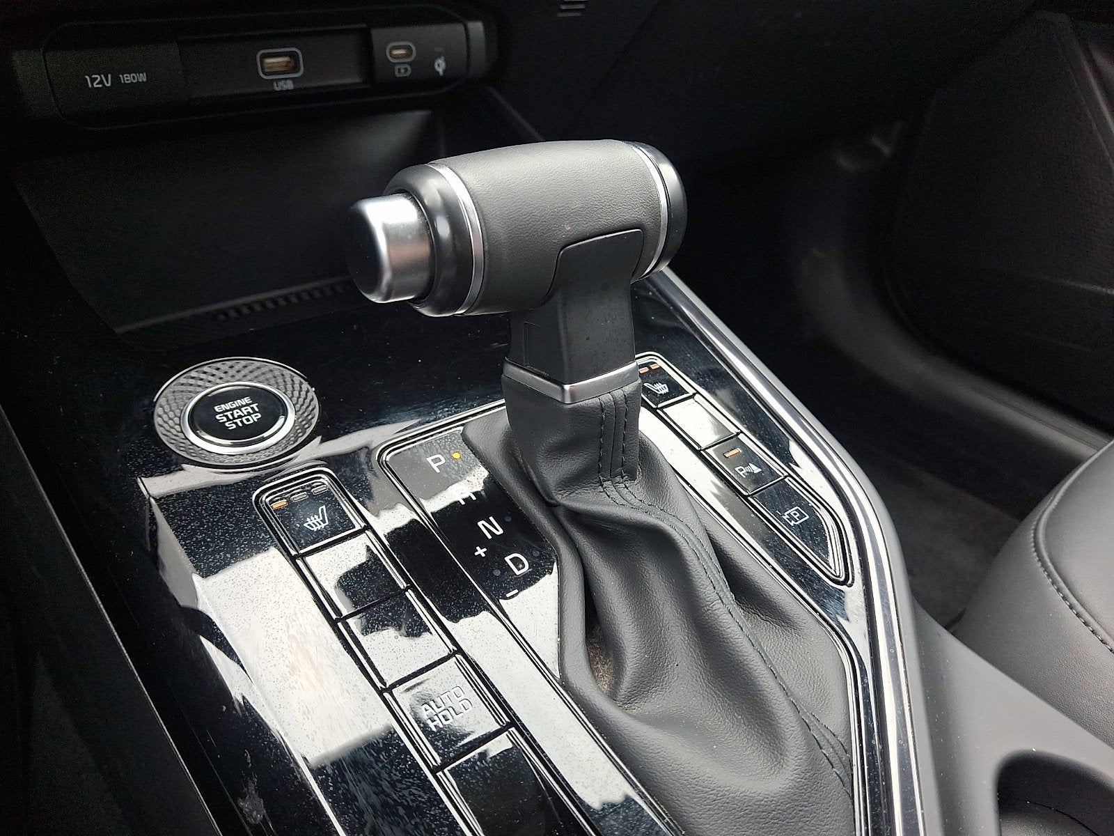 2024 Kia Niro EX
