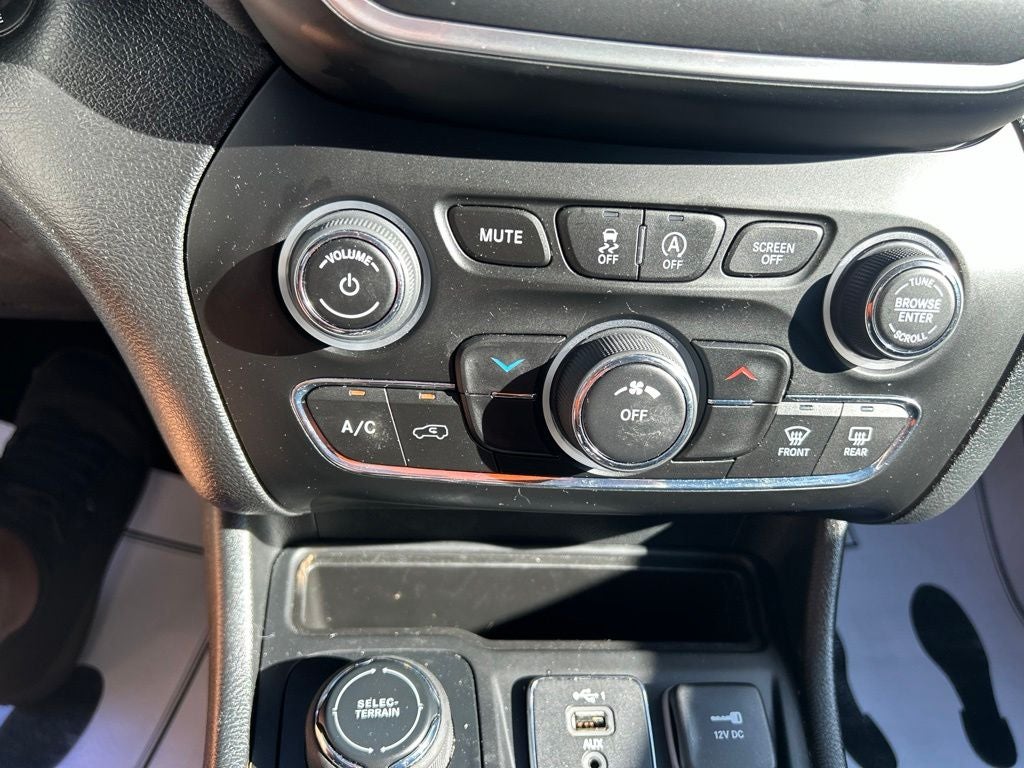 2022 Jeep Cherokee X 4x4