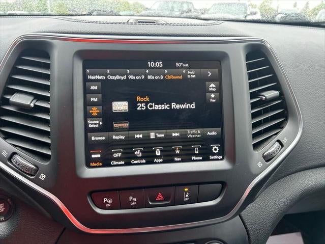 2023 Jeep Cherokee Altitude Lux 4x4