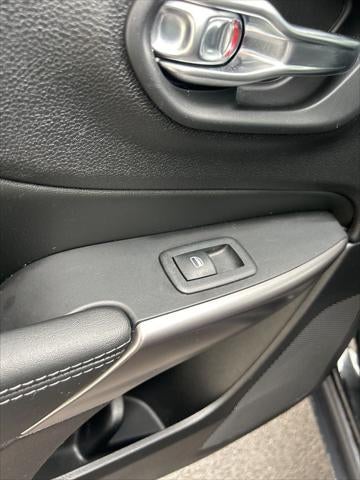 2022 Jeep Cherokee Latitude Lux 4x4