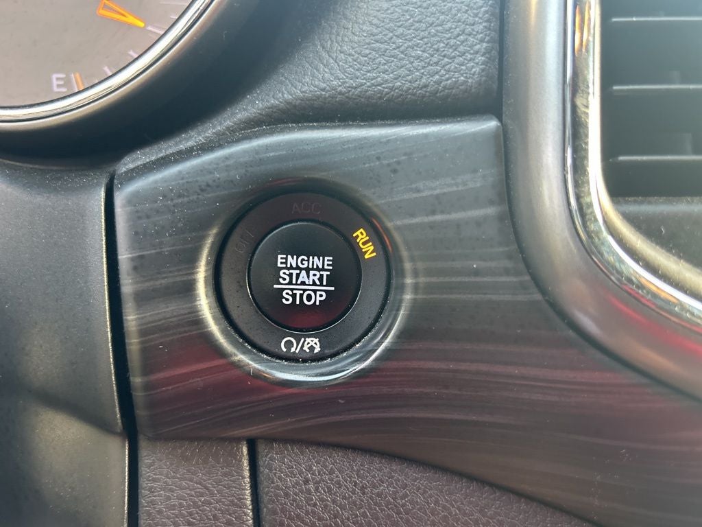 2020 Jeep Grand Cherokee Laredo E 4x4