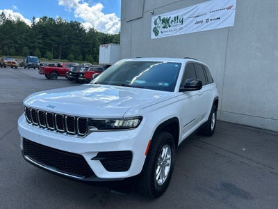 2023 Jeep Grand Cherokee Laredo 4x4