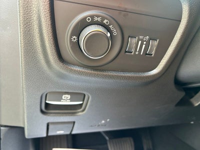 2023 Jeep Grand Cherokee Laredo 4x4