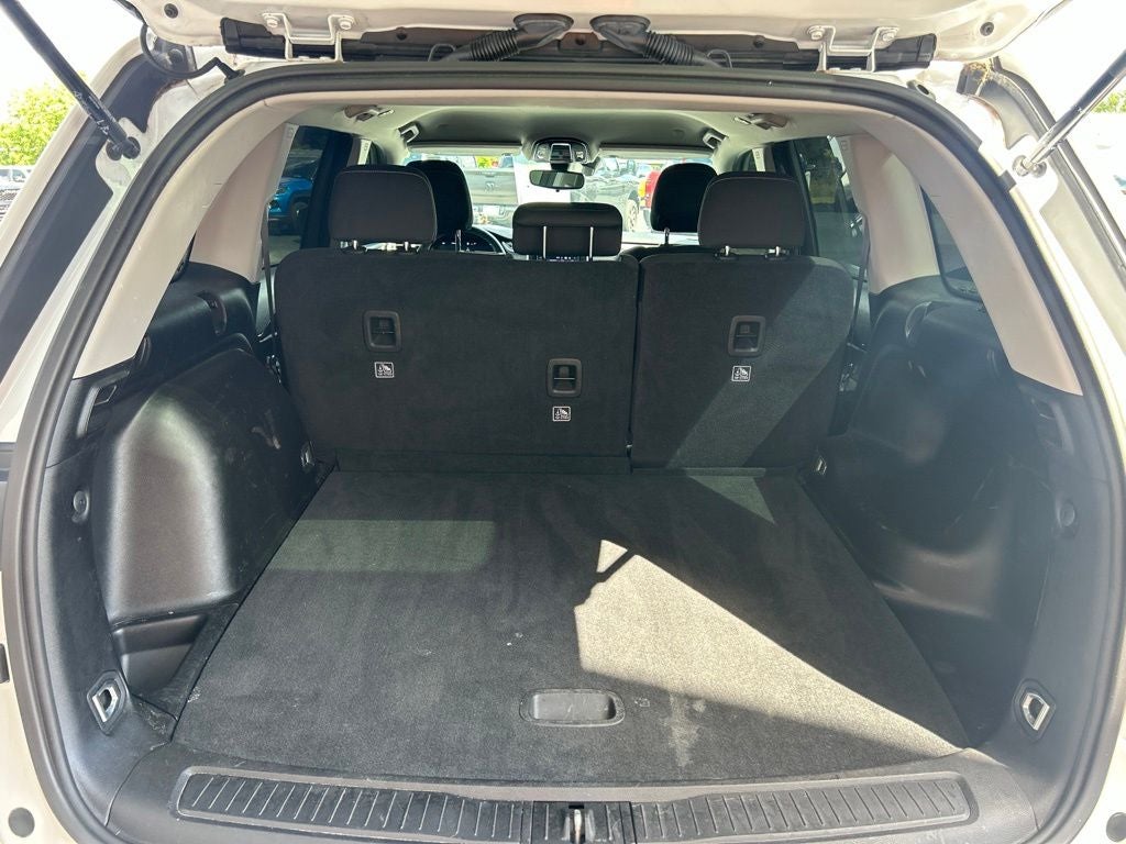 2023 Jeep Grand Cherokee Laredo 4x4