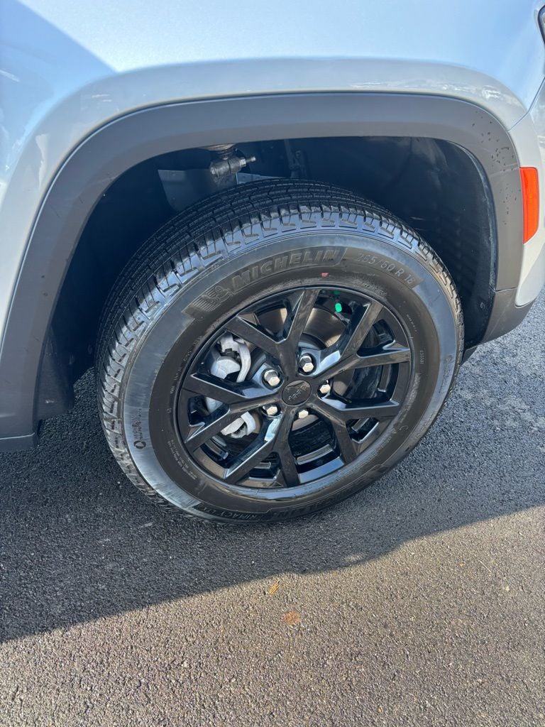 2025 Jeep Grand Cherokee Altitude X 4x4
