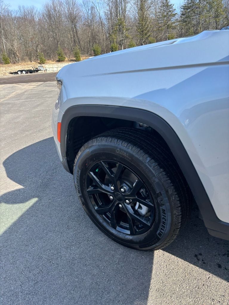 2025 Jeep Grand Cherokee Altitude X 4x4