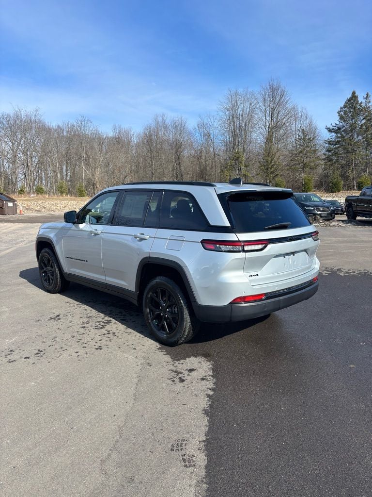 2025 Jeep Grand Cherokee Altitude X 4x4