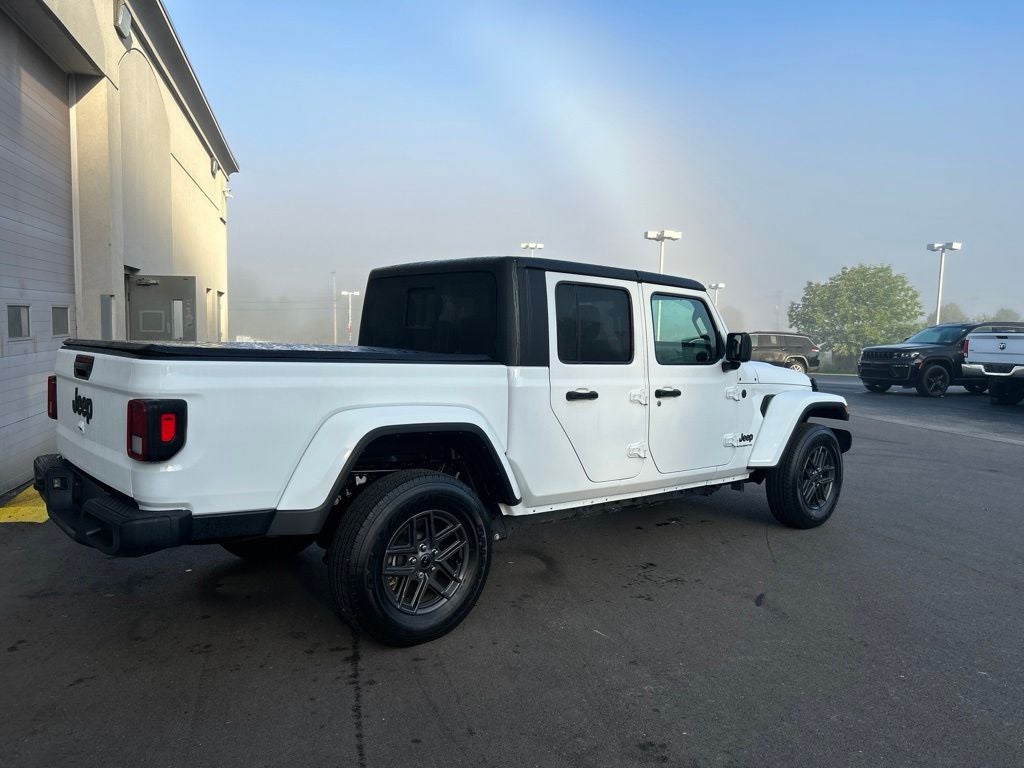 2024 Jeep Gladiator Sport S