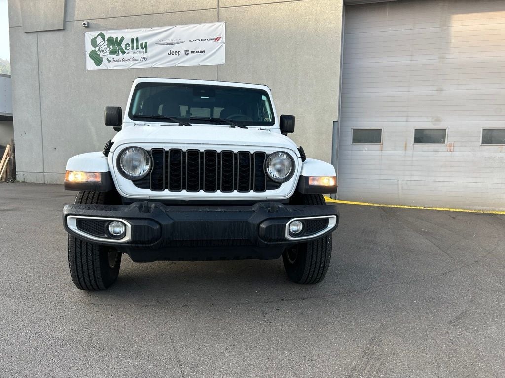 2024 Jeep Gladiator Sport S