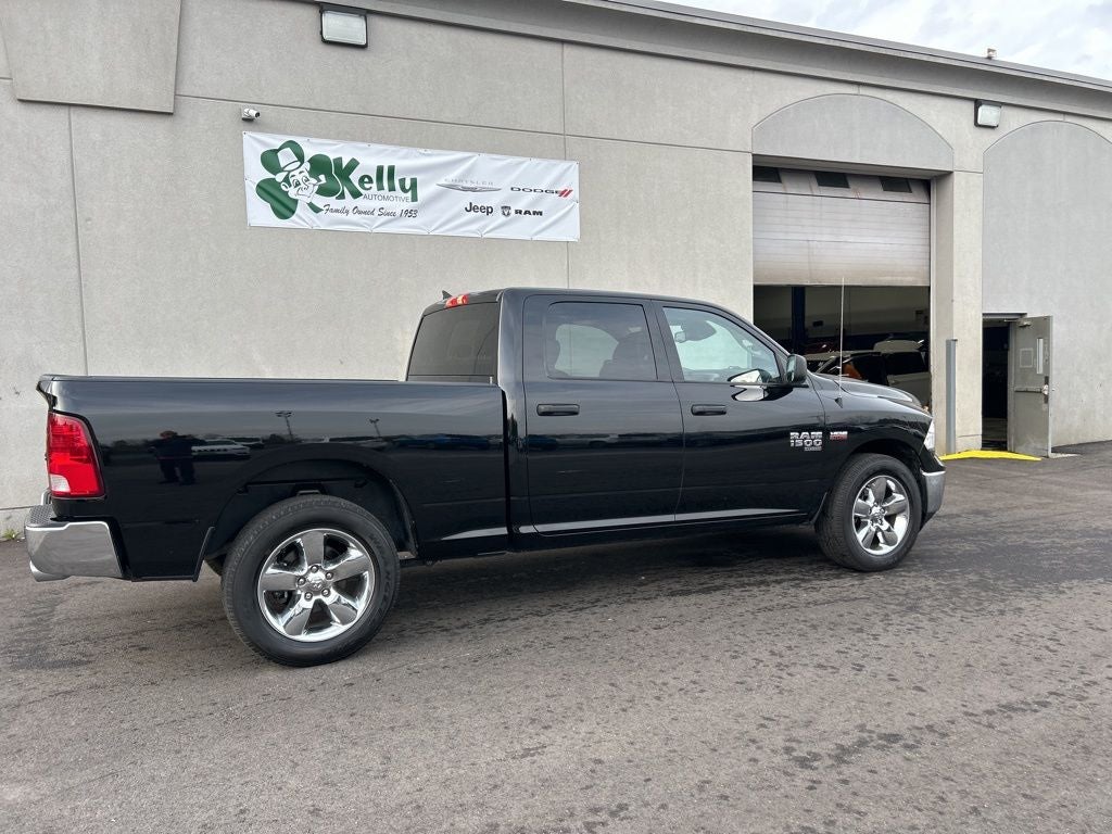 2024 RAM 1500 Classic Tradesman Crew Cab 4x4 6'4' Box
