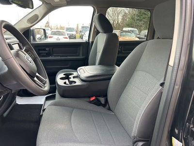 2024 RAM 1500 Classic Tradesman Crew Cab 4x4 6'4' Box