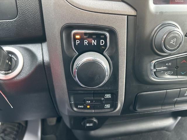 2024 RAM 1500 Classic Tradesman Crew Cab 4x4 6'4' Box