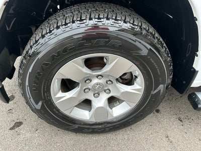 2023 RAM 1500 Big Horn Crew Cab 4x4 5'7' Box