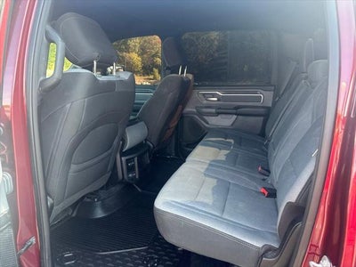 2021 RAM 1500 Big Horn Crew Cab 4x4 5'7' Box