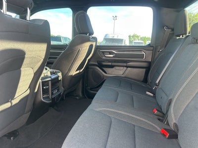 2023 RAM 1500 Big Horn Crew Cab 4x4 5'7' Box