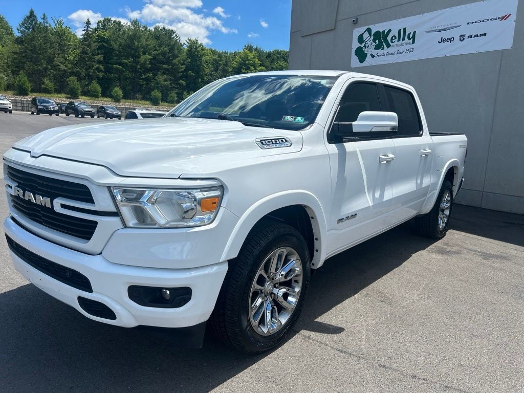 2022 RAM 1500 Laramie Crew Cab 4x4 5'7' Box