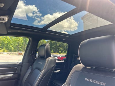 2022 RAM 1500 Laramie Crew Cab 4x4 5'7' Box