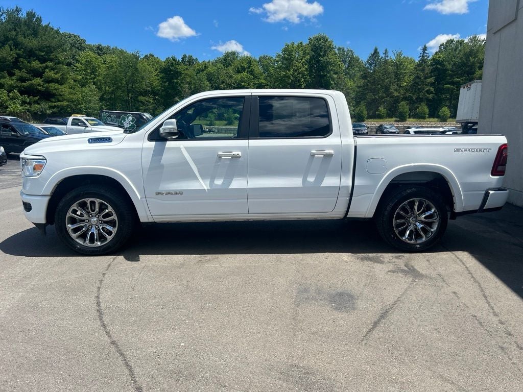 2022 RAM 1500 Laramie Crew Cab 4x4 5'7' Box