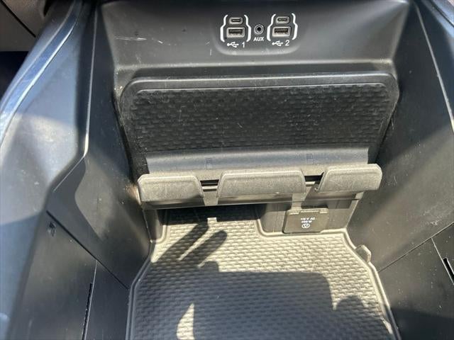 2022 RAM 1500 Laramie Crew Cab 4x4 5'7' Box