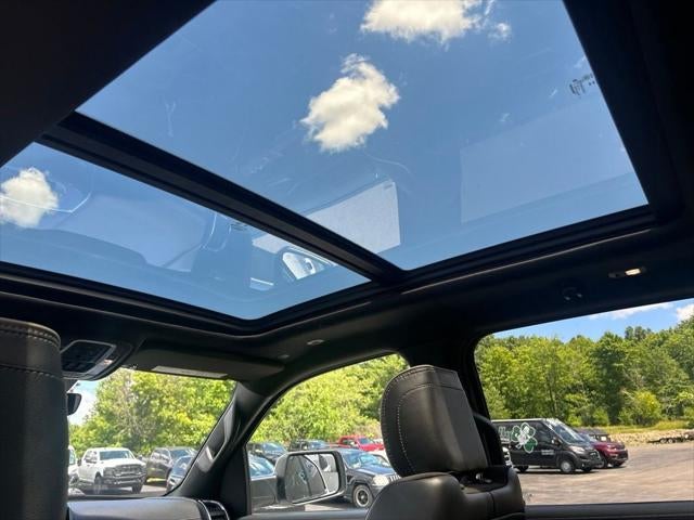 2022 RAM 1500 Laramie Crew Cab 4x4 5'7' Box