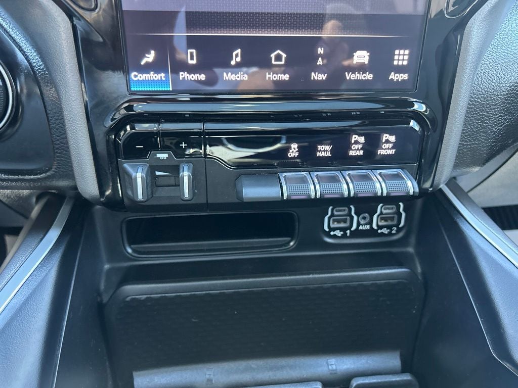 2023 RAM 1500 Big Horn Crew Cab 4x4 6'4' Box