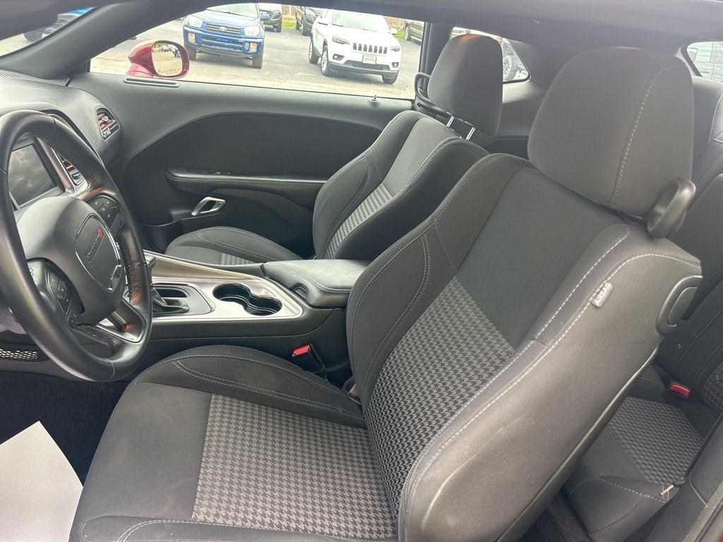 2019 Dodge Challenger SXT AWD