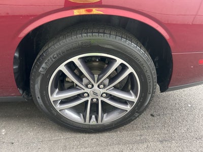 2019 Dodge Challenger SXT AWD