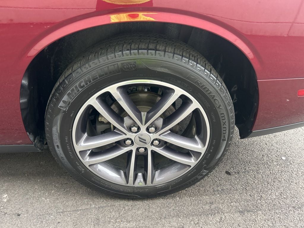 2019 Dodge Challenger SXT AWD