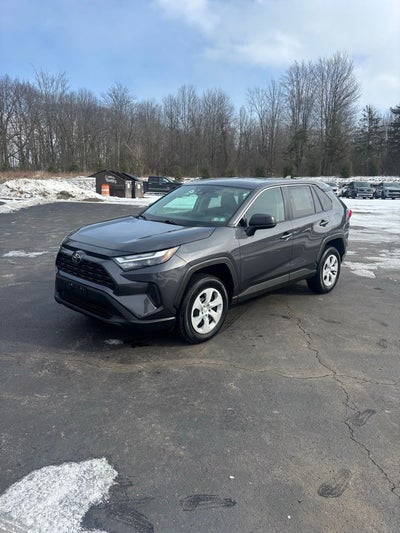 2025 Toyota RAV4 LE