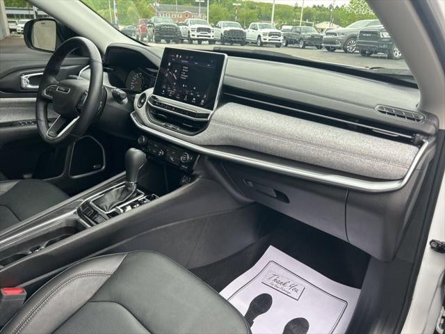 2022 Jeep Compass Latitude Lux 4x4