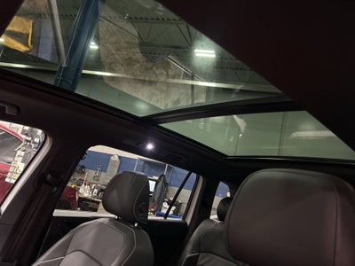 2022 Volkswagen Tiguan 2.0T SEL R-Line