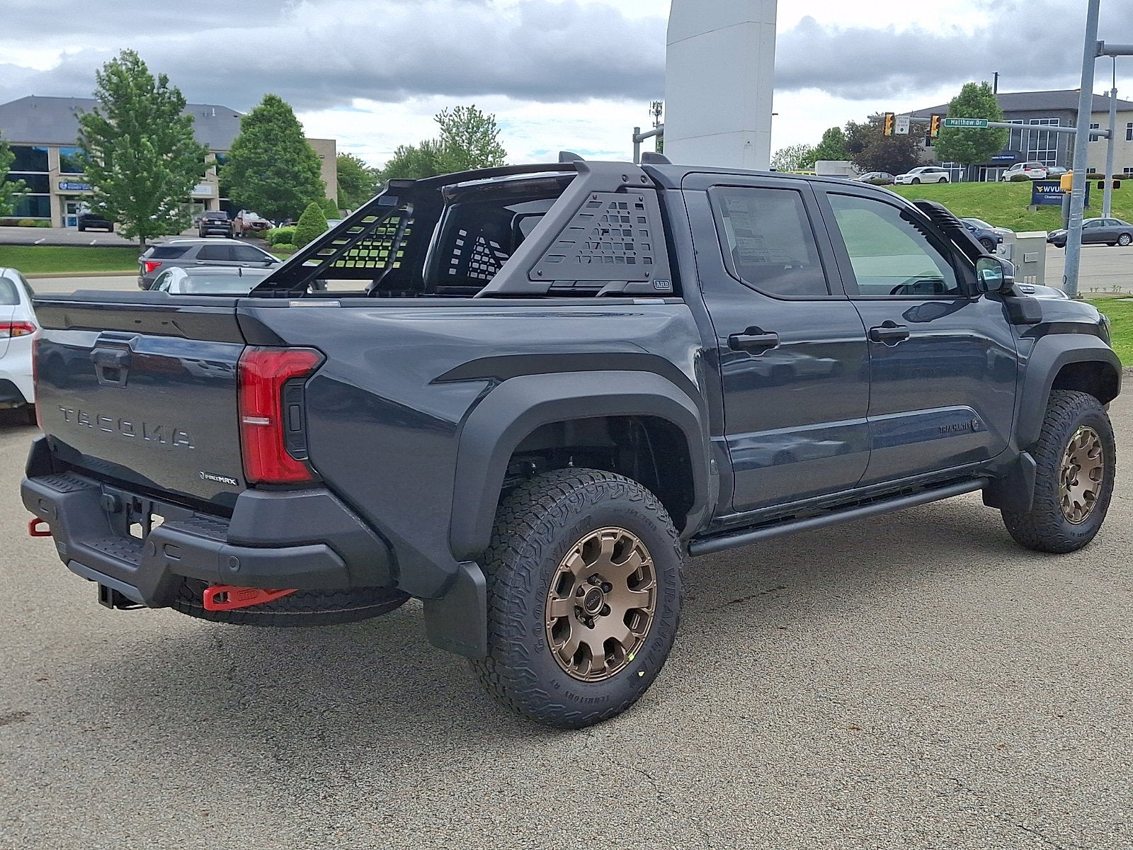 2026 Toyota Tacoma i-FORCE MAX Tacoma Trailhunter