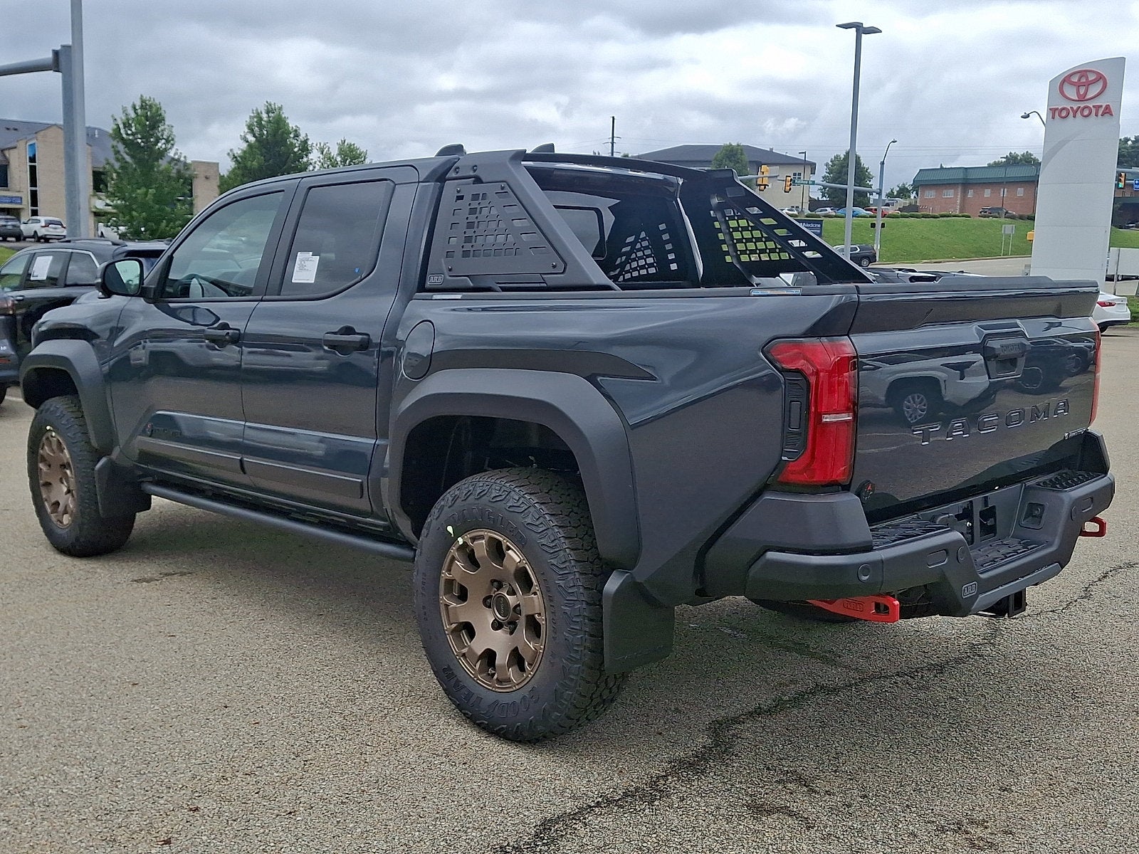 2026 Toyota Tacoma i-FORCE MAX Tacoma Trailhunter