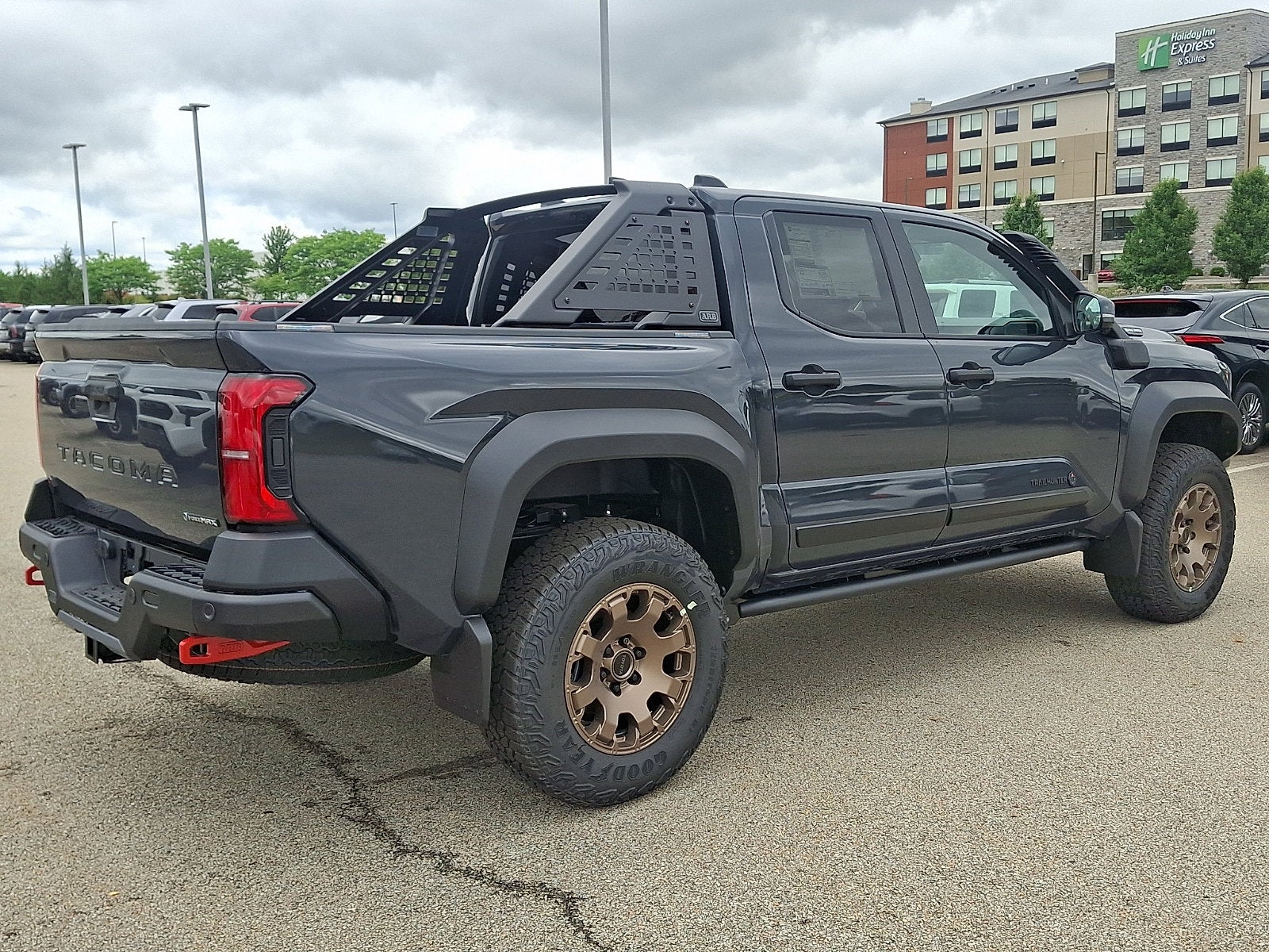 2026 Toyota Tacoma i-FORCE MAX Tacoma Trailhunter