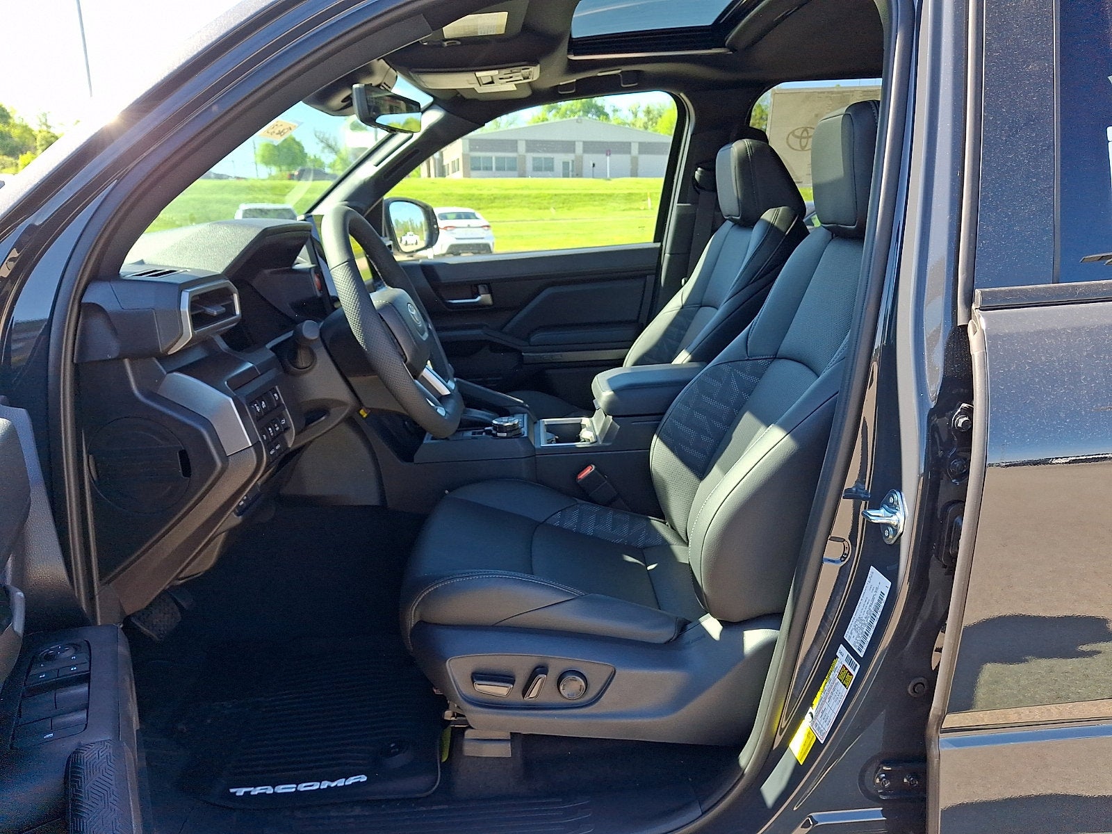 2026 Toyota Tacoma i-FORCE MAX Tacoma TRD Off-Road