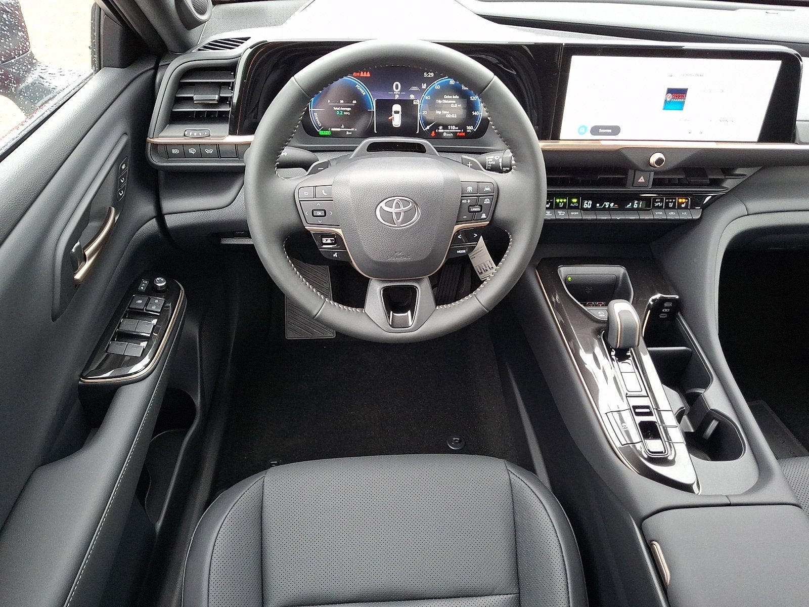 2026 Toyota Toyota Crown Signia Limited