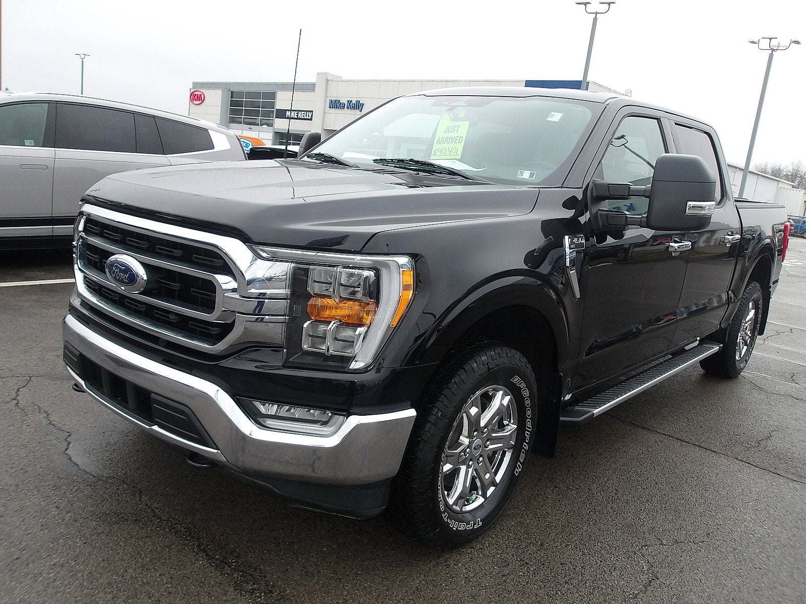 2023 Ford F-150 Base