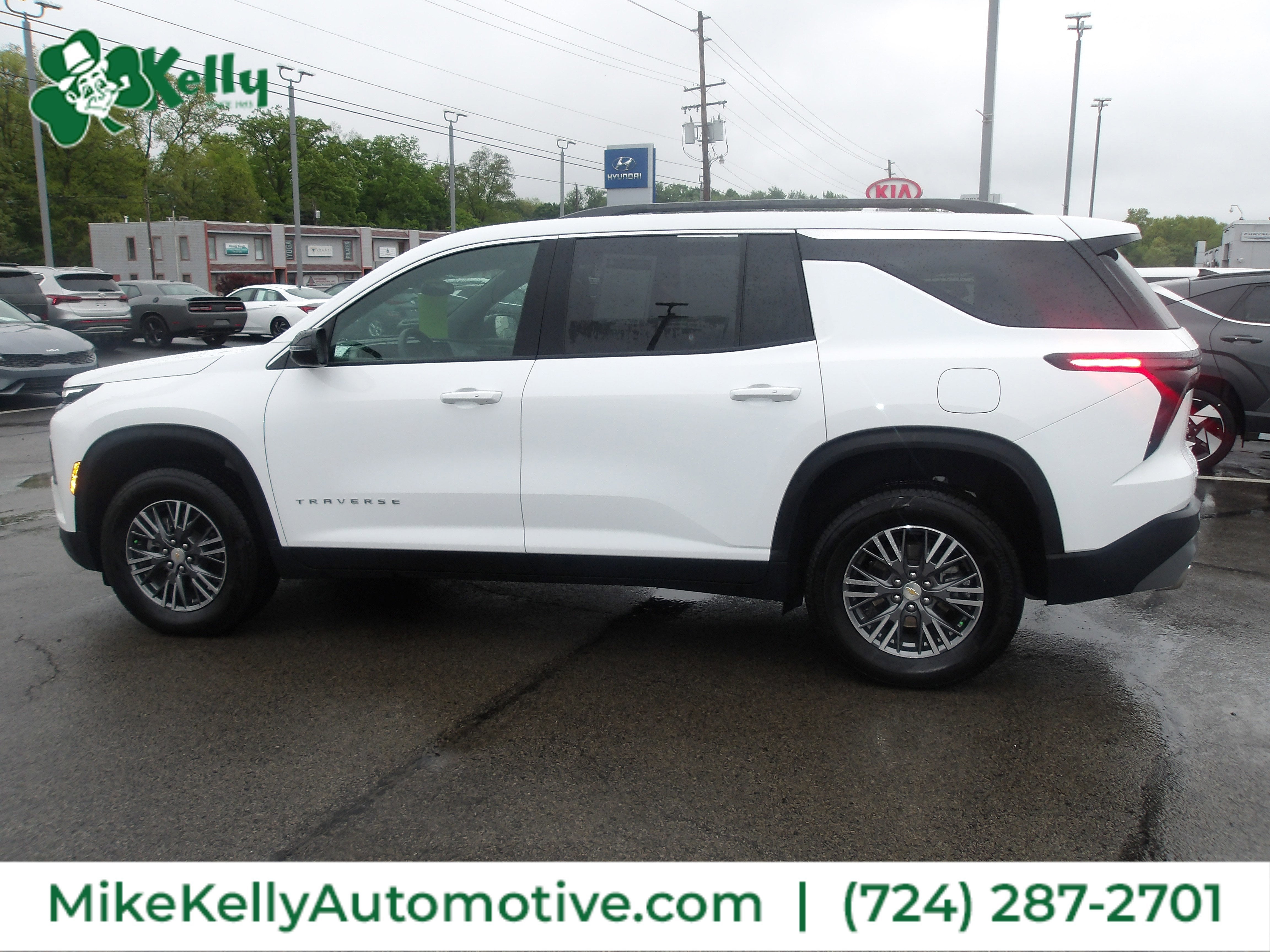2026 Chevrolet Traverse AWD LT