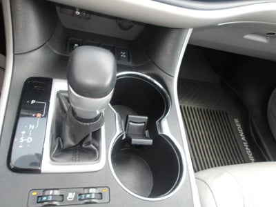 2016 Toyota Highlander Base