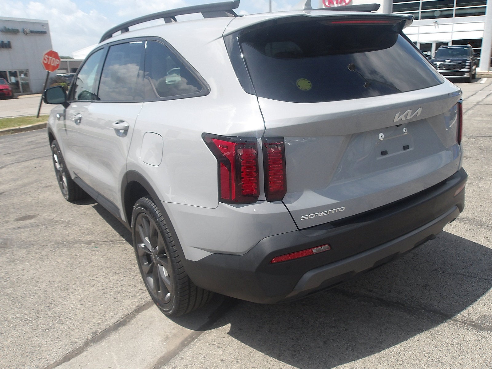2023 Kia Sorento X-Line EX