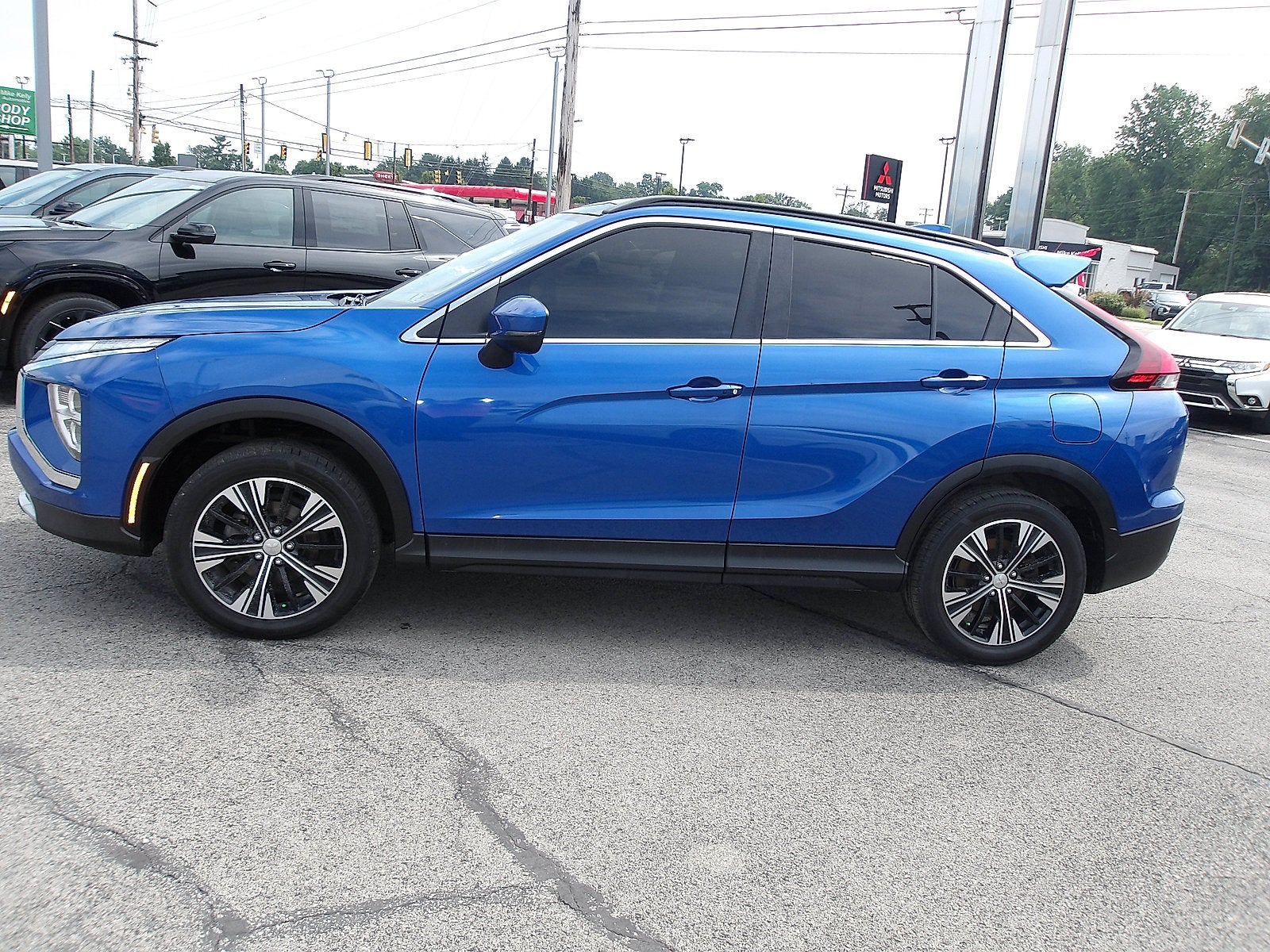2022 Mitsubishi Eclipse Cross Base