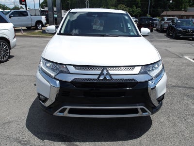 2020 Mitsubishi Outlander Base