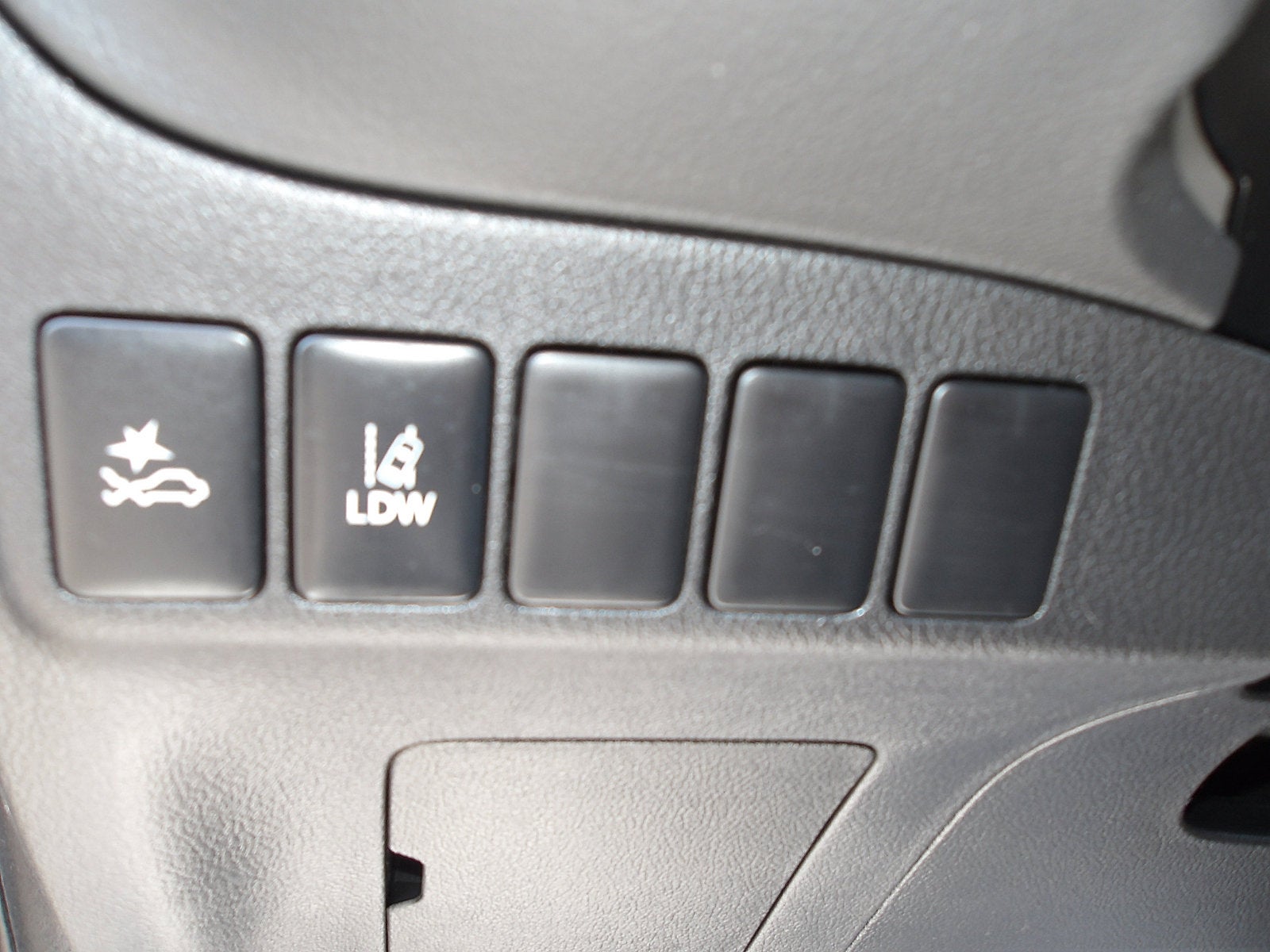 2020 Mitsubishi Outlander Base