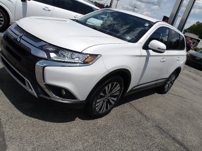 2020 Mitsubishi Outlander Base