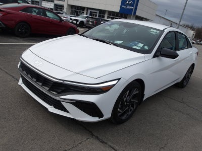 2025 Hyundai Elantra SEL Sport