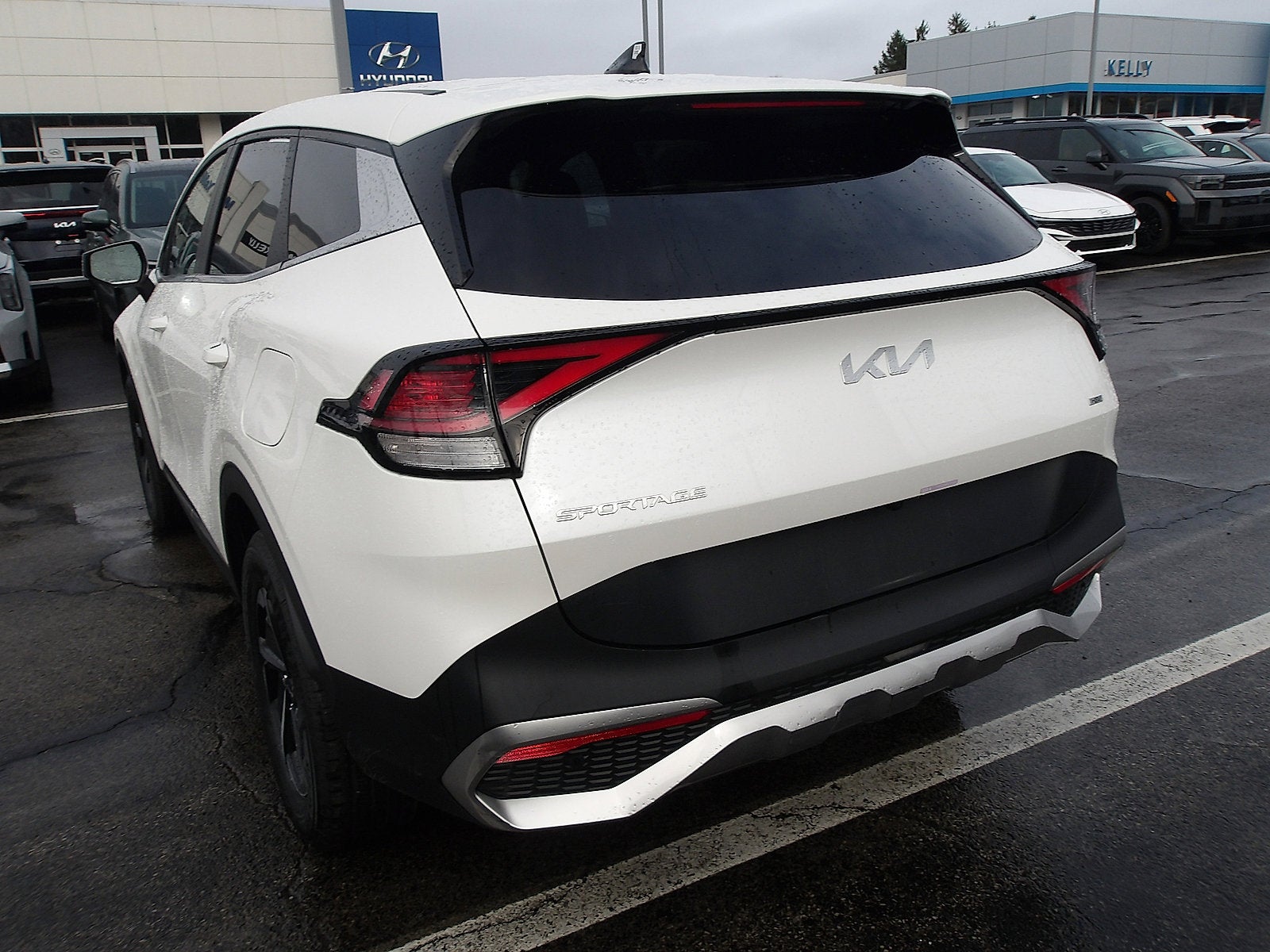 2023 Kia Sportage Hybrid LX