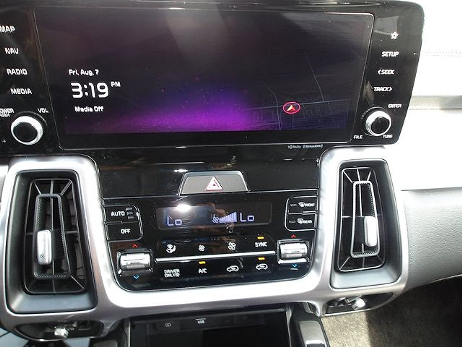2024 Kia Sorento Hybrid EX