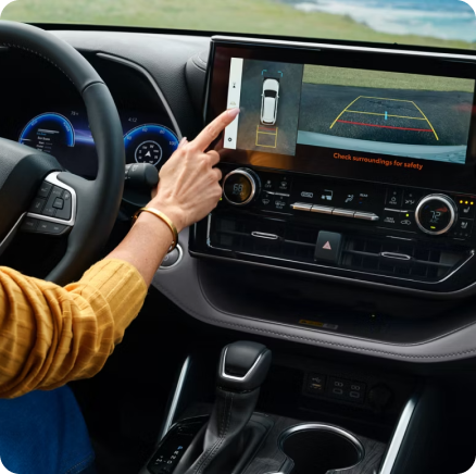 Why Buy a 2026 Toyota Highlander Hybrid at Mike Kelly Toyota